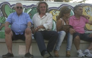 Ruben D�az conversando con Javier "La Vieja" Garc�a de Le�niz en el Minif�tbol