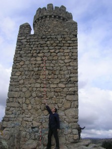 Desde la AEAC investigan el origen de la Atalaya de Torrelodones